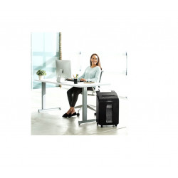Document shredder FELLOWES 100M with waste Bin